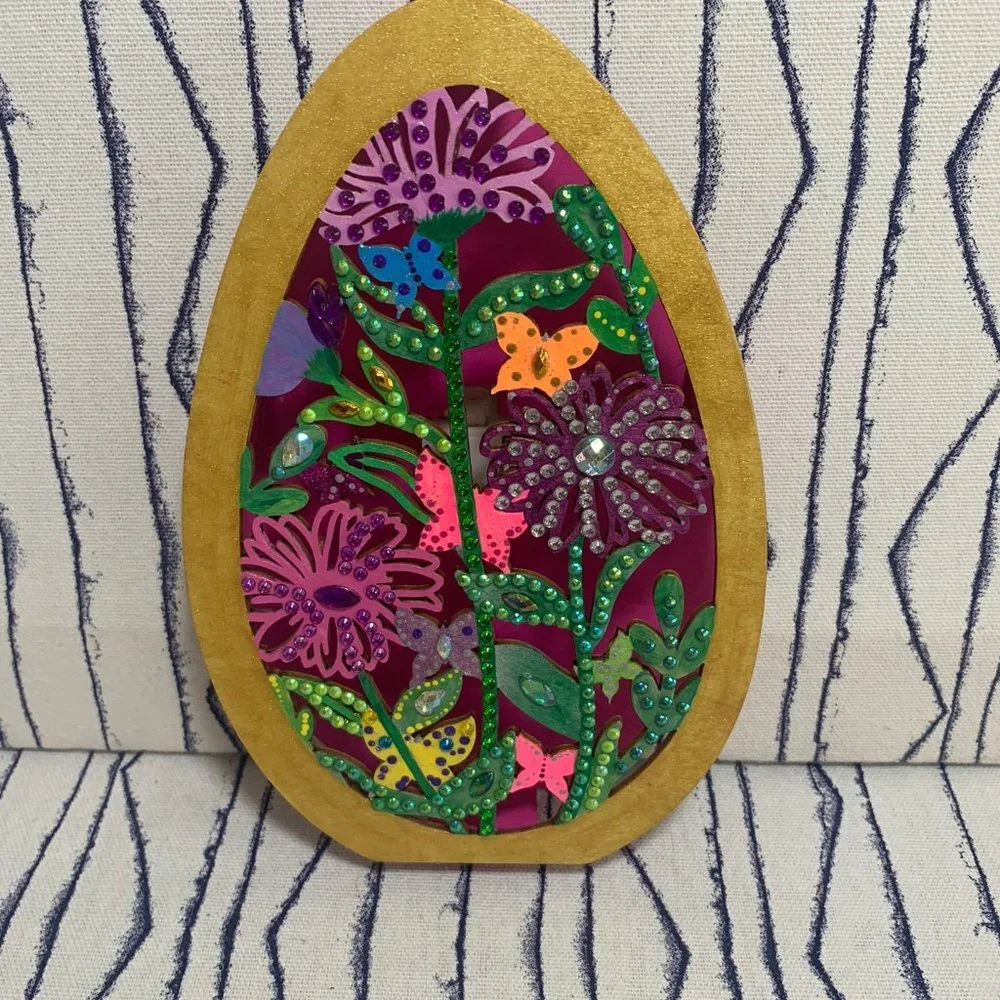 ⭐️ #622 Hand Painted Spring Egg Night Lights